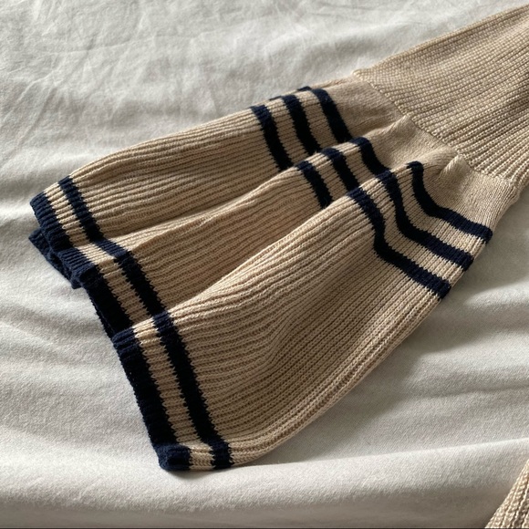 Beige Flare-Sleeved Knit Top - Picture 2 of 4